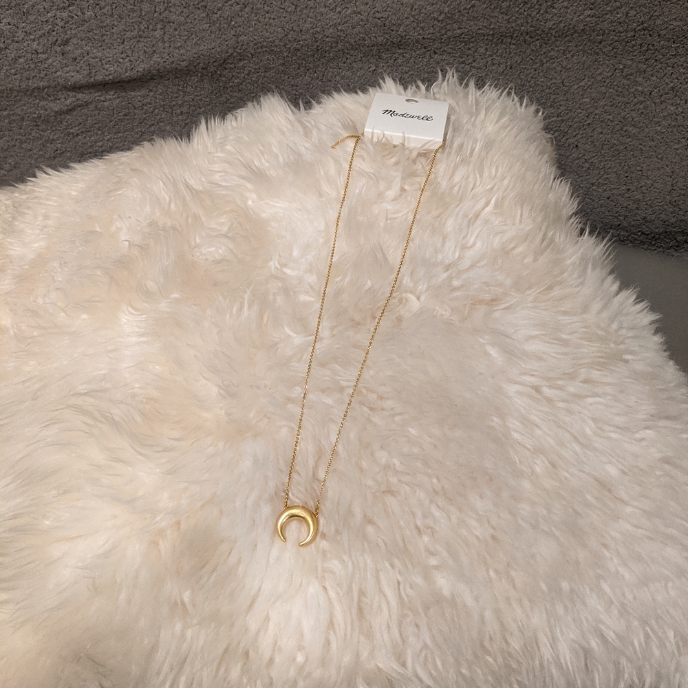 Madewell Chunky Crescent Moon Necklace - Picture 3 of 5